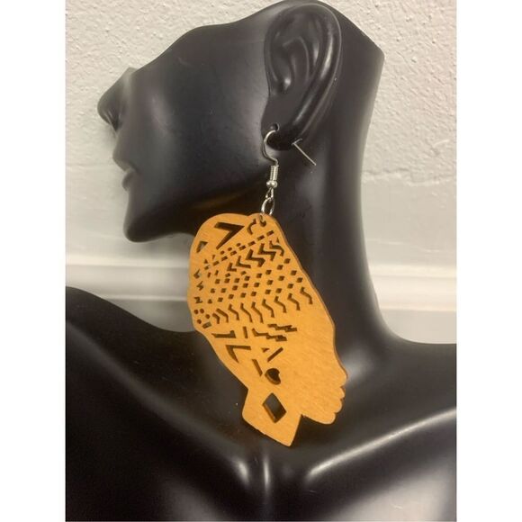 African Lady Earrings  - Picture 1 of 3